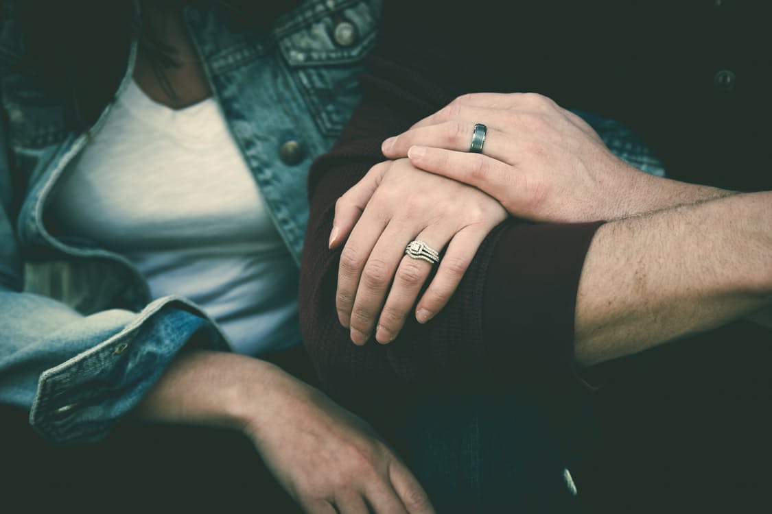pexels-photo-121848 / Josh Willink